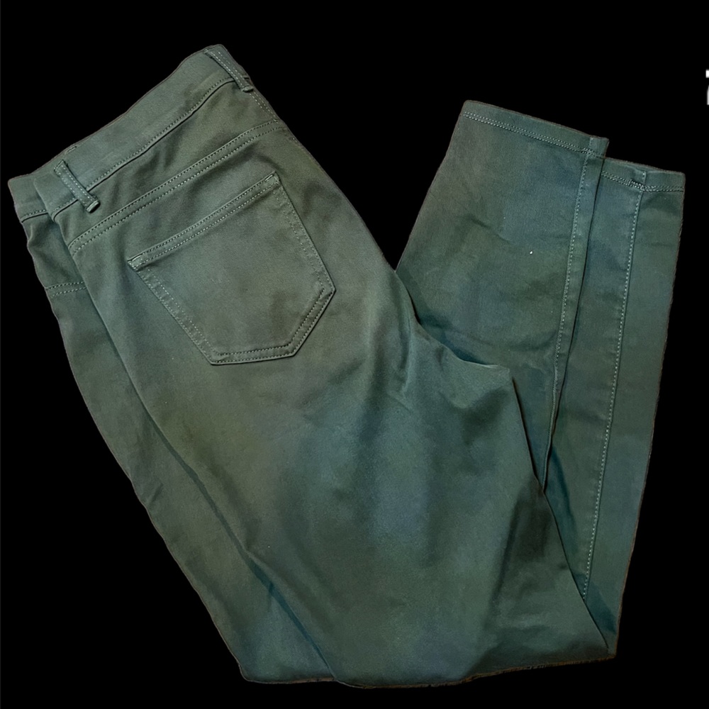 Time &Tru High Waist Jeggings - Button